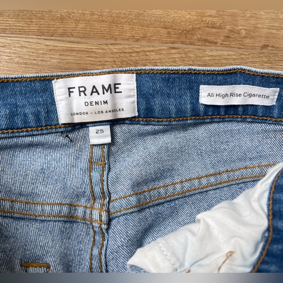 FRAME Denim Jeans | Ali High Rise Cigarette Blue Jeans | Size 25 - Picture 3 of 4